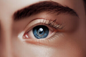 How to Remove Dark Circles at Home Naturally